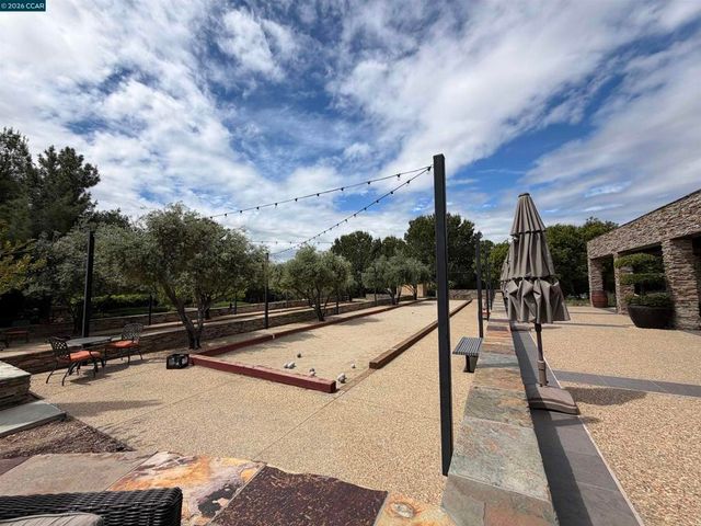 1959 Sacred Mountain Ln, Brentwood, CA 94513