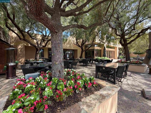 1959 Sacred Mountain Ln, Brentwood, CA 94513