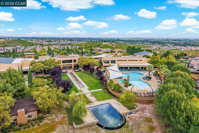 1959 Sacred Mountain Ln, Brentwood, CA 94513