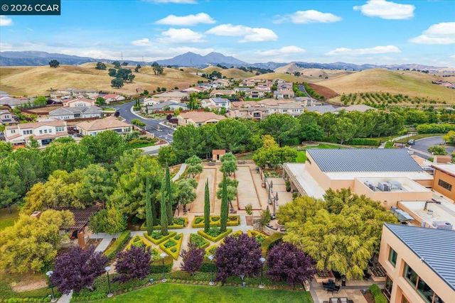 1959 Sacred Mountain Ln, Brentwood, CA 94513