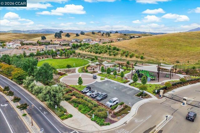 1959 Sacred Mountain Ln, Brentwood, CA 94513