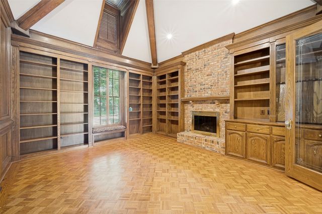 10445 Strait Lane, Dallas, TX 75229