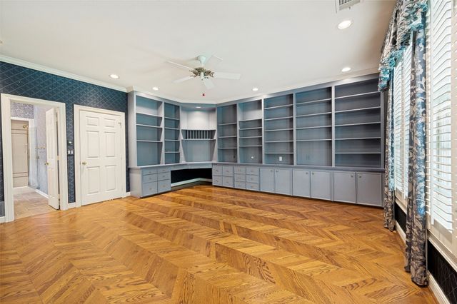 10445 Strait Lane, Dallas, TX 75229