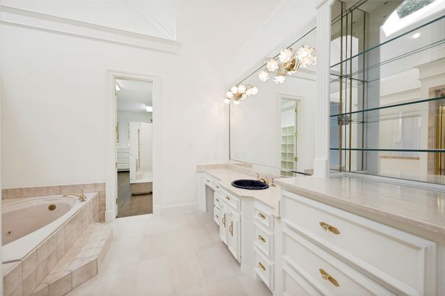 10445 Strait Lane, Dallas, TX 75229