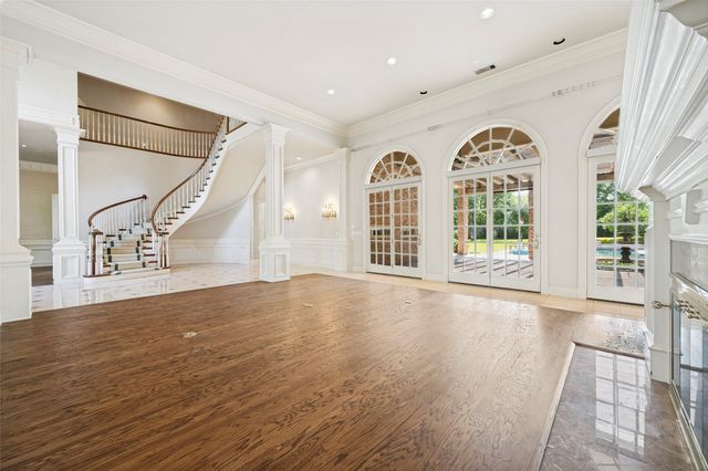 10445 Strait Lane, Dallas, TX 75229
