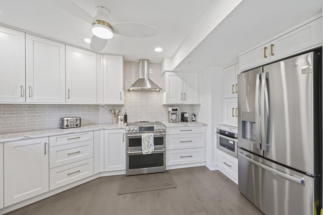 19800 N SANDPOINTE BAY N Drive N 201, Tequesta, FL 33469