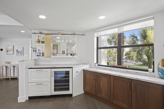 19800 N SANDPOINTE BAY N Drive N 201, Tequesta, FL 33469