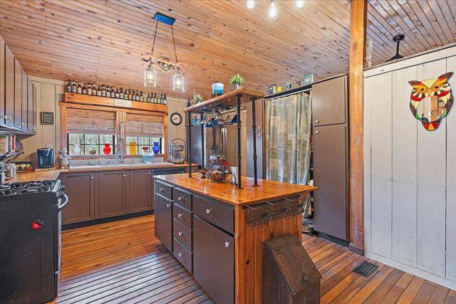 123 Powers Lane, Pikeville, TN 37367