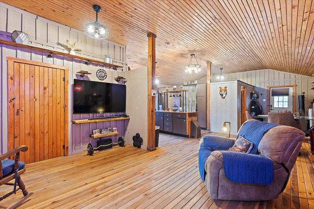 123 Powers Lane, Pikeville, TN 37367