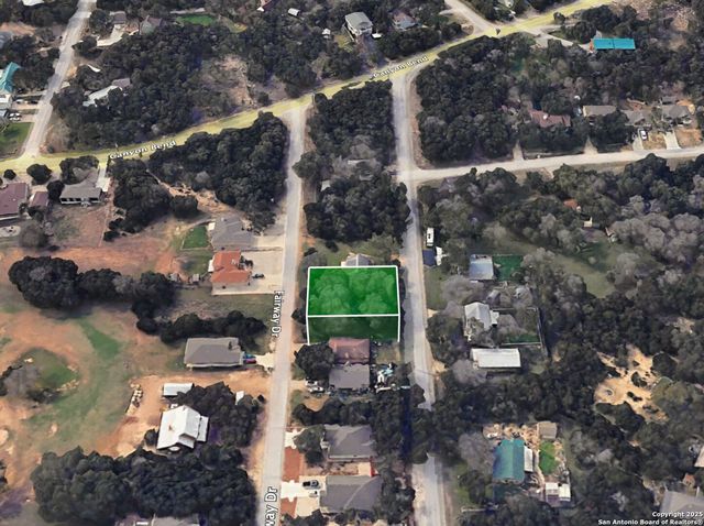 1492 Eastview, Canyon Lake, TX 78133