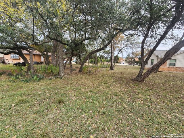 1492 Eastview, Canyon Lake, TX 78133