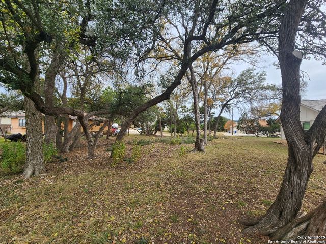 1492 Eastview, Canyon Lake, TX 78133