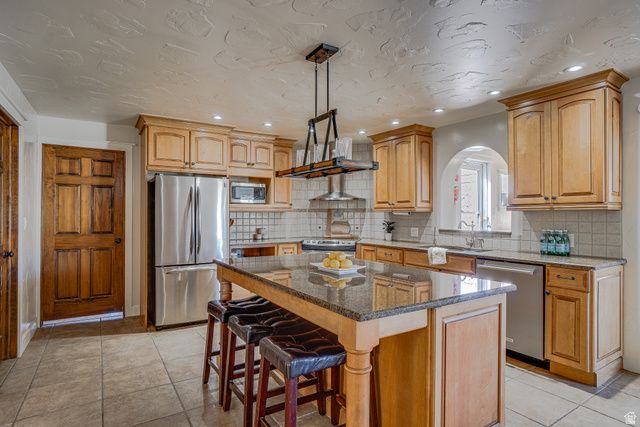 8088 W CANYON RD, Herriman, UT 84096