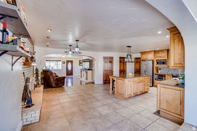 8088 W CANYON RD, Herriman, UT 84096