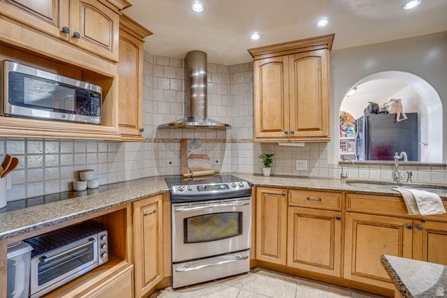 8088 W CANYON RD, Herriman, UT 84096