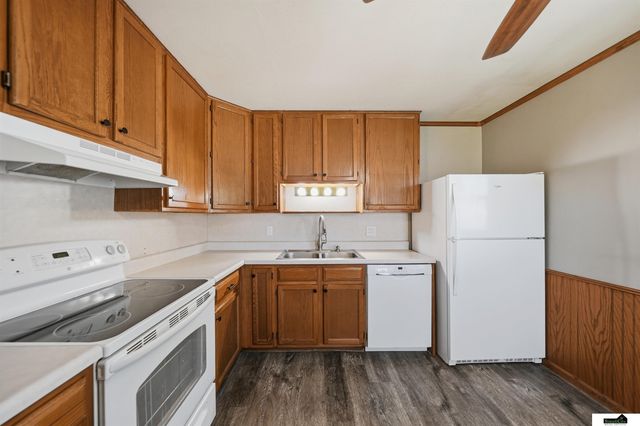 8340 Chestnut Lane, Lincoln, NE 68510