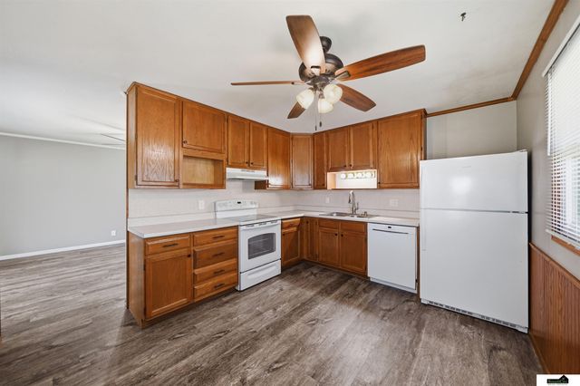 8340 Chestnut Lane, Lincoln, NE 68510