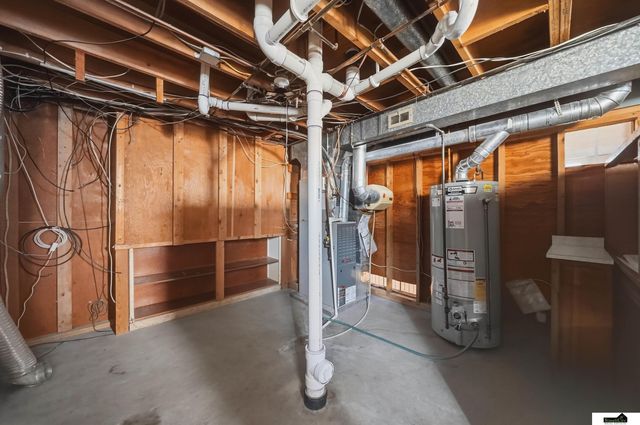 8340 Chestnut Lane, Lincoln, NE 68510