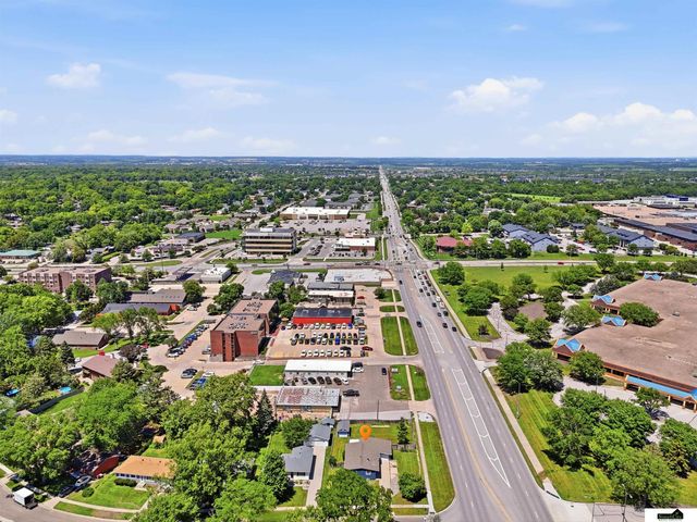 8340 Chestnut Lane, Lincoln, NE 68510
