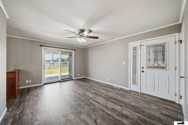 8340 Chestnut Lane, Lincoln, NE 68510