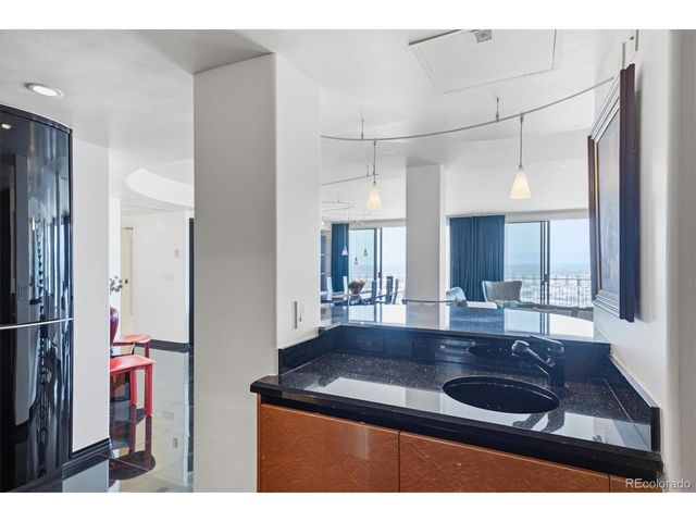 1020 15th St 42D, Denver, CO 80202