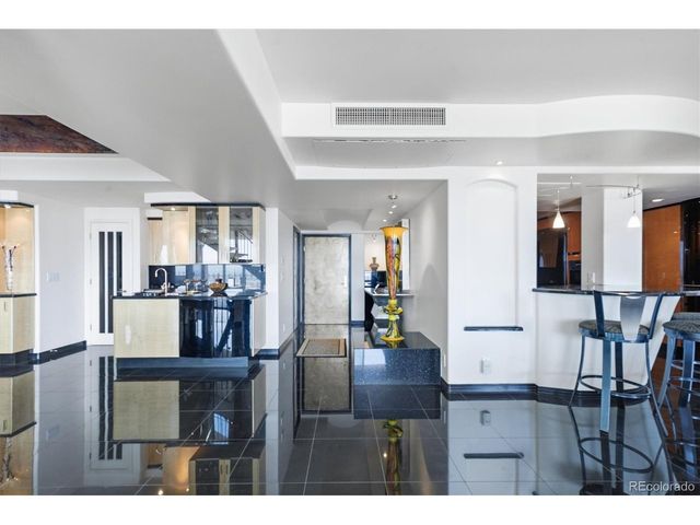 1020 15th St 42D, Denver, CO 80202