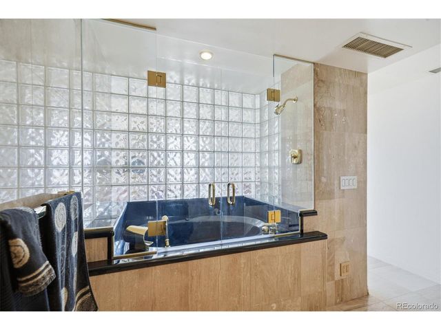 1020 15th St 42D, Denver, CO 80202