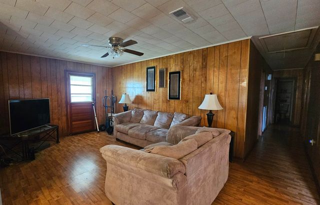 910 Harrison St, Thibodaux, LA 70301