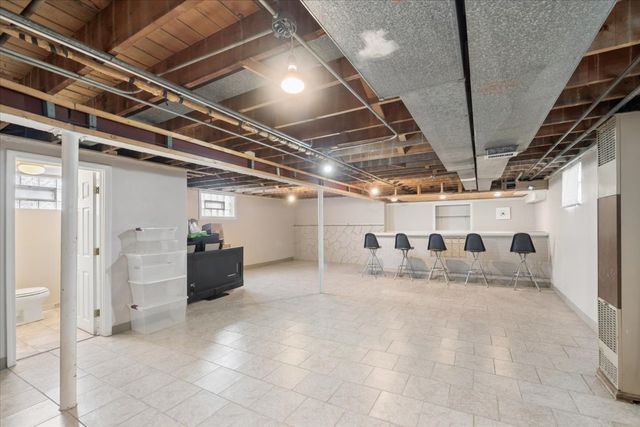 8657 W Lyndale Avenue, River Grove, IL 60171