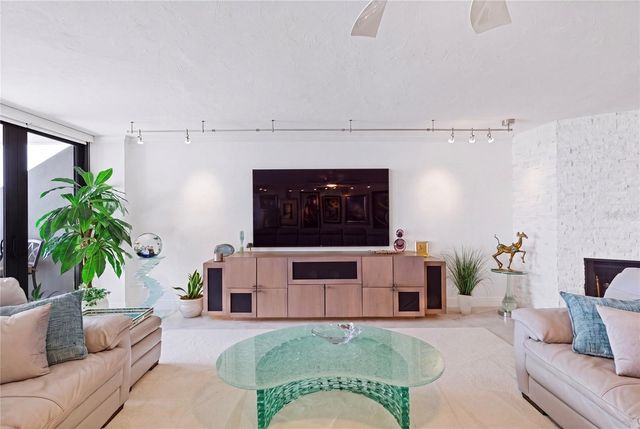 1660 GULF BOULEVARD PH1, Clearwater Beach, FL 33767