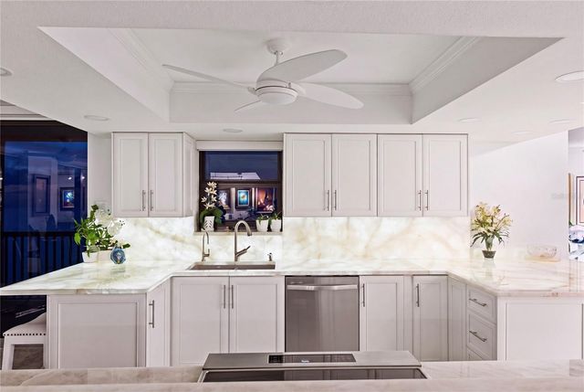 1660 GULF BOULEVARD PH1, Clearwater Beach, FL 33767