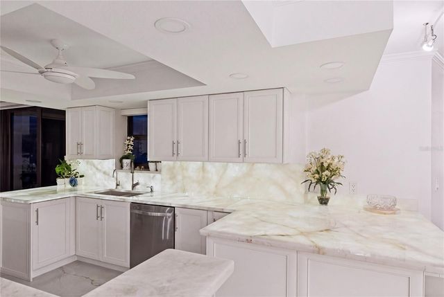 1660 GULF BOULEVARD PH1, Clearwater Beach, FL 33767
