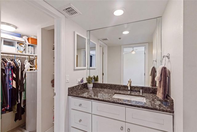 1660 GULF BOULEVARD PH1, Clearwater Beach, FL 33767