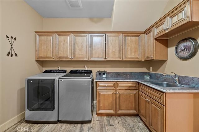 1020 Heritage Trail, Big Bear City, CA 92314