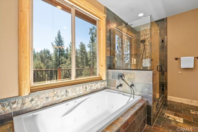 1020 Heritage Trail, Big Bear City, CA 92314