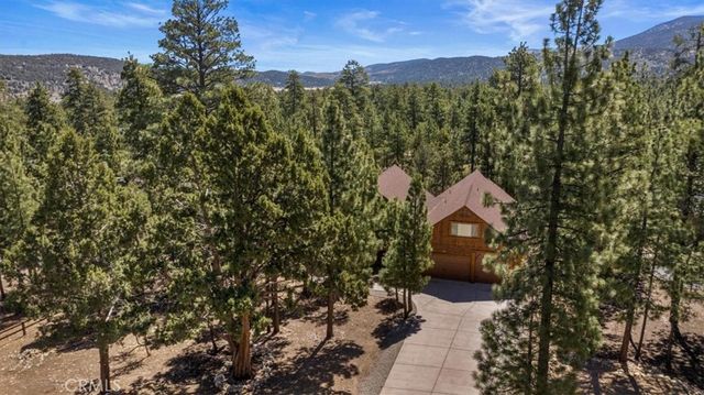 1020 Heritage Trail, Big Bear City, CA 92314