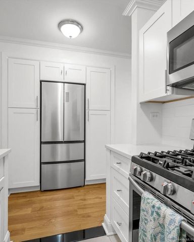 1805 215th Street 5C, Bayside, NY 11360