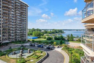 1805 215th Street 5C, Bayside, NY 11360