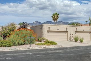 2279 E Camino Río, Tucson, AZ 85718