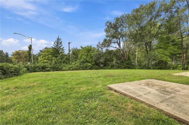 9416 Manchester Avenue, Kansas City, MO 64138