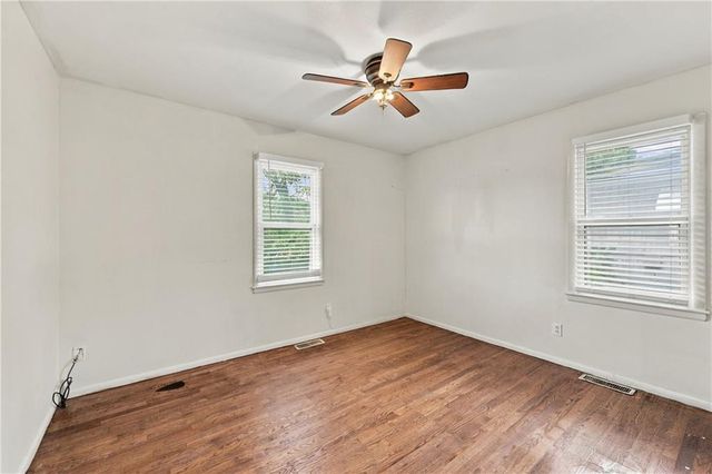 9416 Manchester Avenue, Kansas City, MO 64138