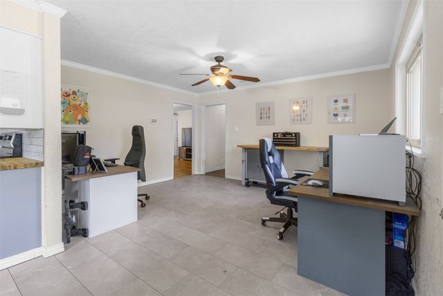 1228 Woodlawn Circle, Denison, TX 75020