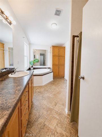 27361 Sierra Hwy 192, Canyon Country, CA 91351