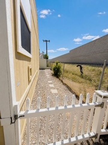 27361 Sierra Hwy 192, Canyon Country, CA 91351