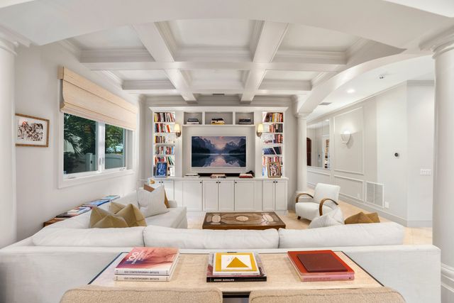 229 Edmor Road, West Palm Beach, FL 33405