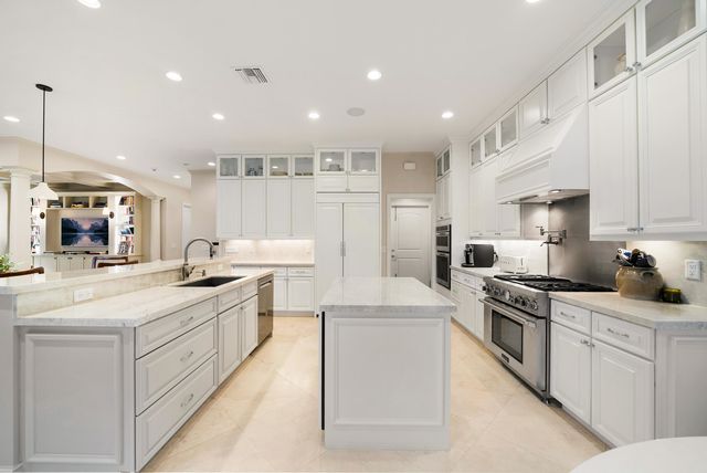 229 Edmor Road, West Palm Beach, FL 33405