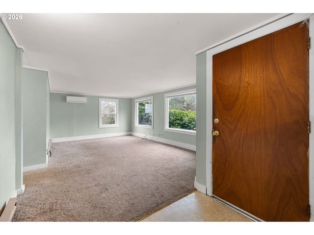 2709 E 16th Ave, Eugene, OR 97403