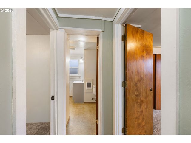 2709 E 16th Ave, Eugene, OR 97403