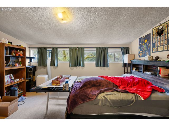 2709 E 16th Ave, Eugene, OR 97403