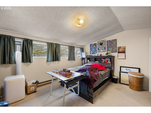 2709 E 16th Ave, Eugene, OR 97403